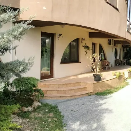 Vila Zuzette Guest house Constanta